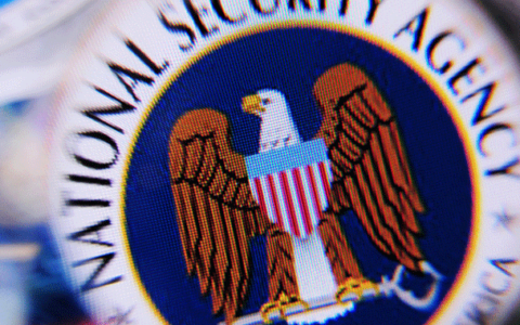 前美国国家安全局NSA雇员因窃取并出售美国机密文件而被捕